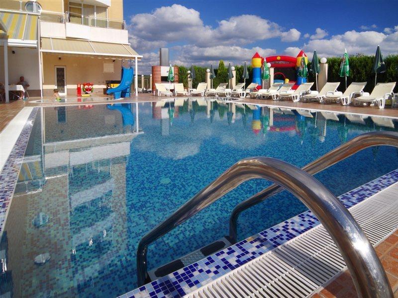 Hotel Plamena Palace 프리모르스코 외부 사진