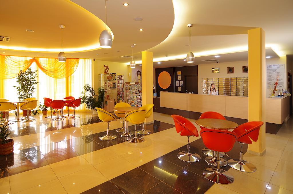 Hotel Plamena Palace 프리모르스코 외부 사진