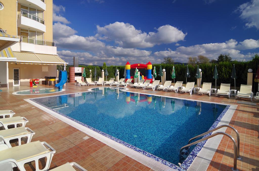 Hotel Plamena Palace 프리모르스코 외부 사진